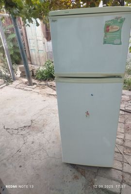 холодильник сотилади