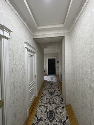 Сдаётся квартира посуточно в центре города.