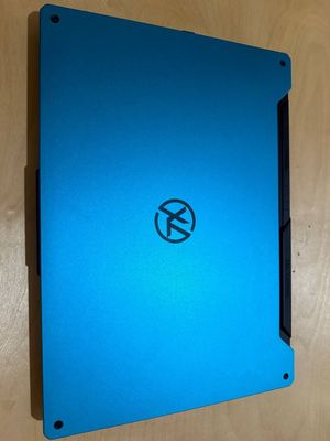 Asus kompuyuter sotiladi!