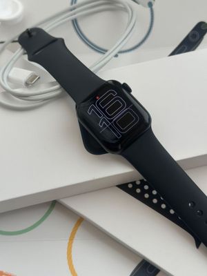 Iwatch se2 40mm 88%