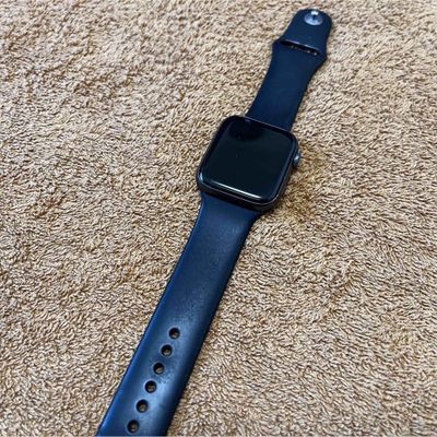Iwatch 6 -44 mm sotiladi