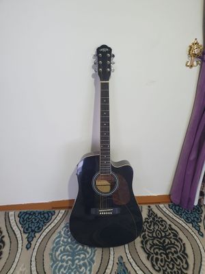 Gitara sotiladi narxi 1400000 so'm