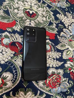 Telefon sotiladi 12pro 13proga obmen ham bor