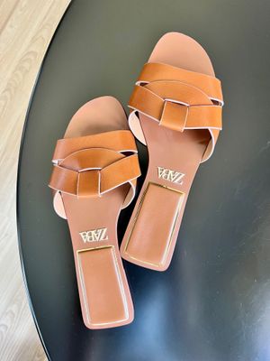 Zara оригинал шлепки, натуральная кожа 38 размер