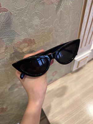 очки от бренда Celine Paris