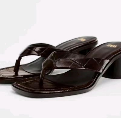 Сланцы Zara