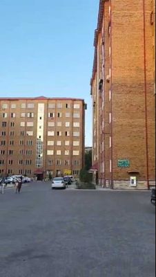Квартира 2-х, 70м2, 5 этаж, лифт, 650 млн, янги, тайёр кириб яшаш м-н.