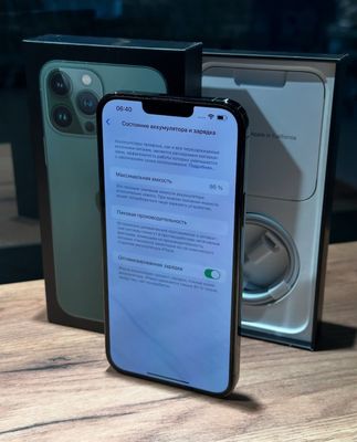 Iphone 13 pro green
