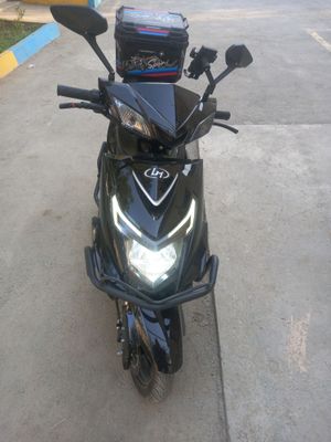 Elektro skuter sotiladi. Largo motors