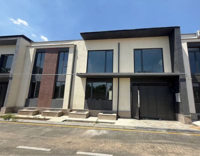 Продается Коттедж 4 сотки! Дурмень аргин. Закритая територия. 500м2