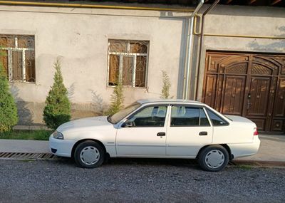 Nexia 2 sotiladi,srochna,2014 metan gaz,1.6 motor