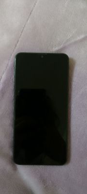 Samsung A10s karobka bor  narxi 600ming