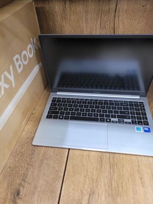 Samsung Galaxy Book4