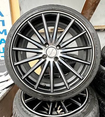 205/40/R17 J7,5 Vossen