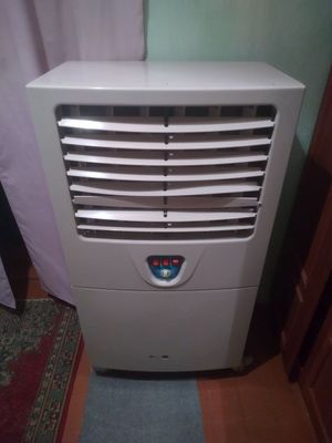 Продам водяной напольный кондиционер