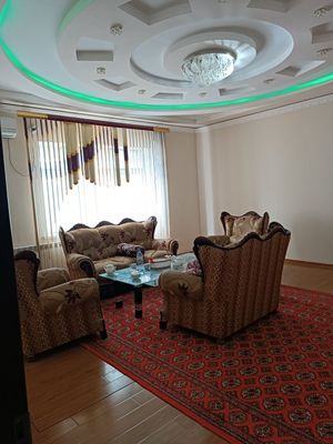 Al Xorazmiy kochada 4 xonali 160 m² kvartira ijaraga beriladi