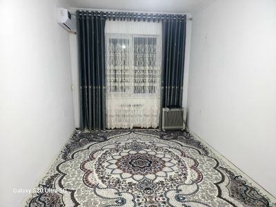 Юнусабад Ц6 Молия институти ёнида минор метроси якинида ижарага кварти