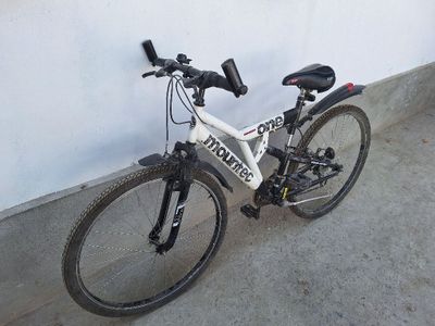 Velosiped One Mountec