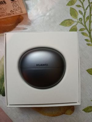 Наушники Huawei FreeClip абсолютно новые, не использовались ни разу!!!