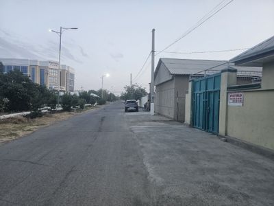 Vayenniy garadok "CLAVEJIO" gasti yoninida 2 sotixli katedj sotiladi.