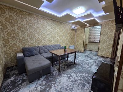 Сдаётся 2х ком квартира массив феруза