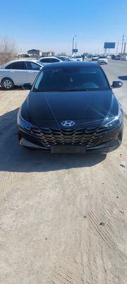 Hunday ELANTRA 2022