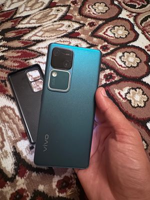 Vivo V30 5G 12/256 remont bomagan