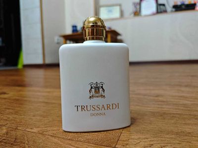 Продаются духи Trussardi Donna 100ml