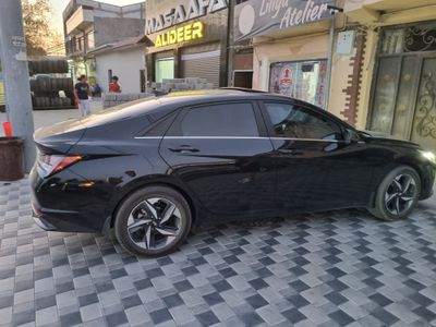 Elantra kraska toza xolat yaxsh rasxod 100km ga 8_9 litr