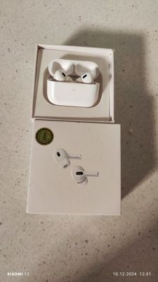 Satiladi AirPods pro sastayanesi zor baxasi kelisimli