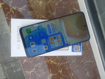Xonor x8 sotiladi srochni 8/128