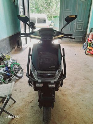 Elektron skuter karkazli