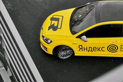 Нужен водитель в Яндекс Еду/Вело/ Пеший