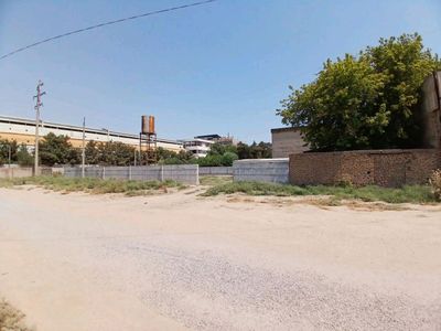 srochna sotiladi 12 sotix noturar joy 3 mavzeda