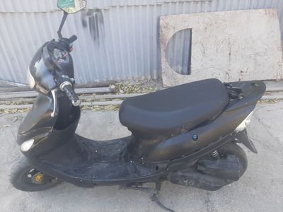 Продаю скутер фирма Jeyran