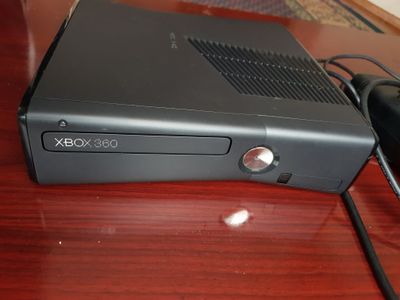 Игровой консоль xBox