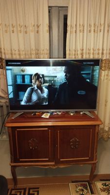 Телевизор Shivaki 43" Smart tv.