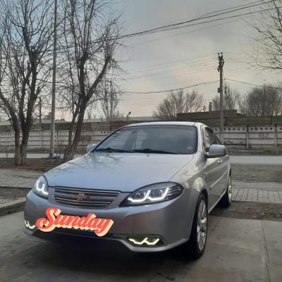 Продаю фары на жентру, состояние идеальное, 250$ за пару, звоните