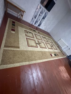 Asalomu alekum gilam sotiladi 5x3 3 dona bor