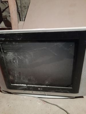 LG televizor zakonni ishlidi uyini ham bor +1ta zapchast televizor is