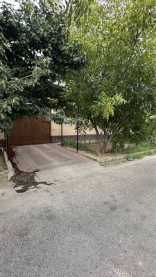 Uchastka sotiladi nazarbek 5.75 sotix