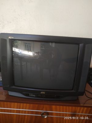 Продаётся телевизор в хорошем состоянии
