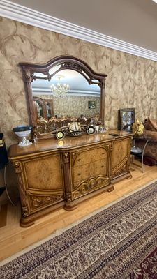Продается гостиная мебель