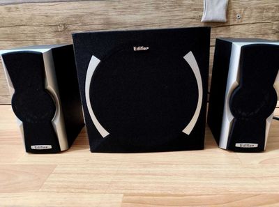 Колонки и Буфер Edifier X600