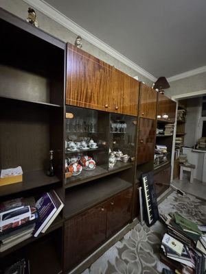 Продам советскую стенку, шкафы, кровати