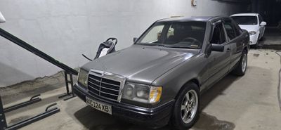 W124 sotiladi 1989