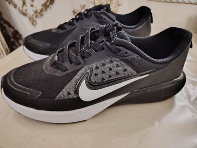 Krasovka Nike k sotiladi Chiroyli ixcham 41 razmer