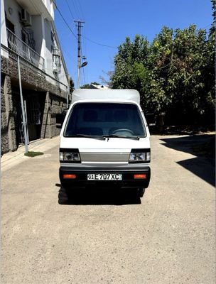 2025 , 24.700 km