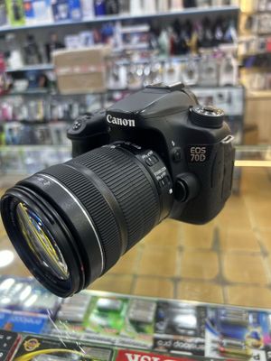 Продается Canon 70 D кит