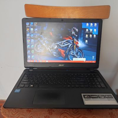 Ноутбук Acer Aspire ES1-533